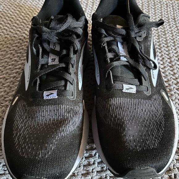 Brooks Shoes - Brooks Women's Black Running Shoes - Lightweight Comfort